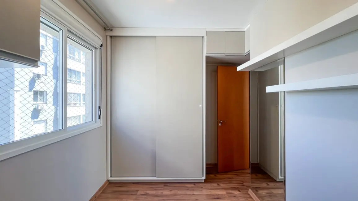 Foto 8 de Apartamento com 3 quartos à venda, 71m2 em Cavalhada, Porto Alegre - RS