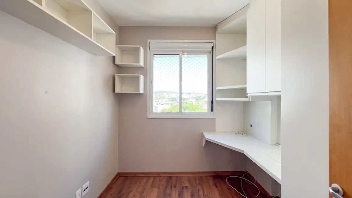 Foto 4 de Apartamento com 3 quartos à venda, 71m2 em Cavalhada, Porto Alegre - RS