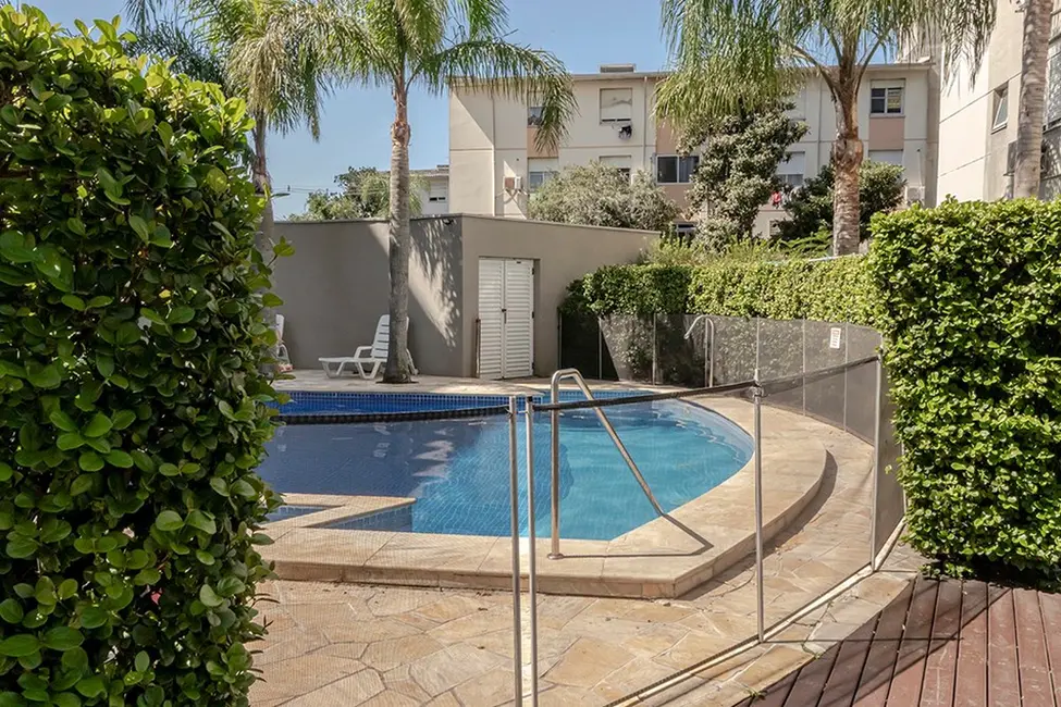 Foto 2 de Apartamento com 2 quartos à venda, 51m2 em Camaquã, Porto Alegre - RS