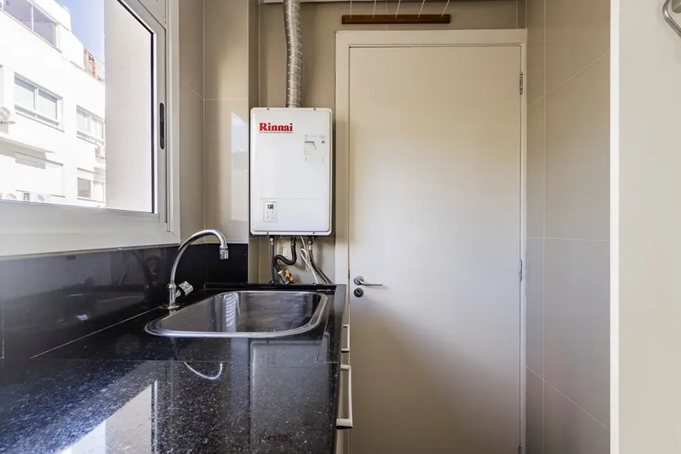 Foto 9 de Apartamento com 2 quartos à venda, 91m2 em Menino Deus, Porto Alegre - RS