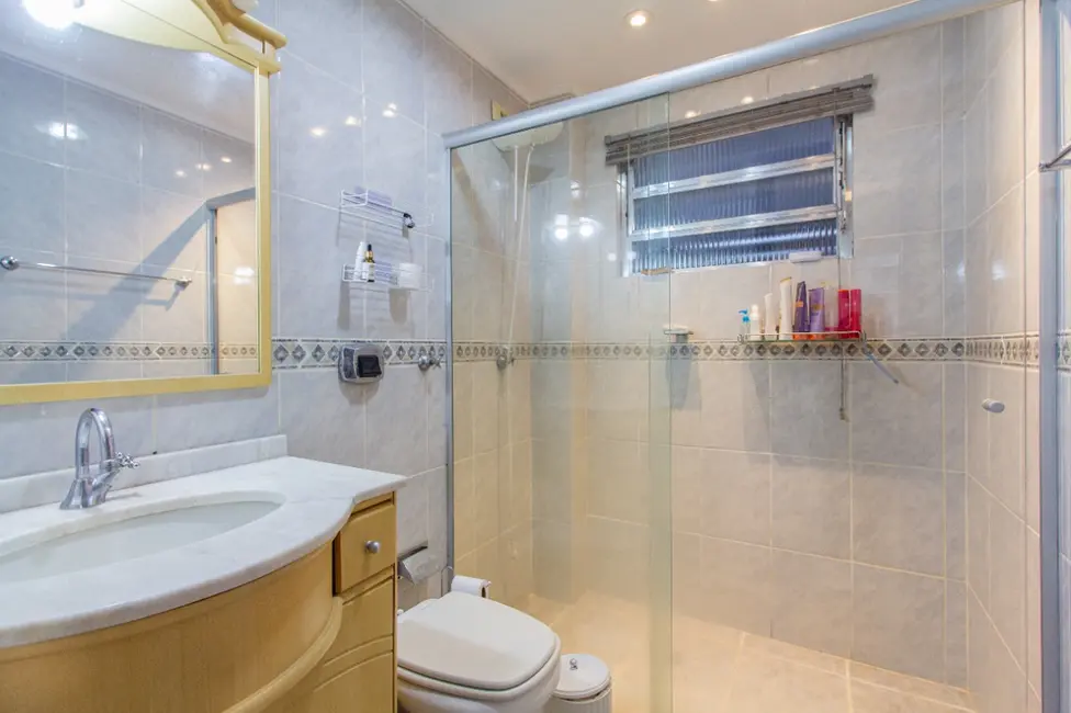 Foto 2 de Apartamento com 1 quarto à venda, 45m2 em Santana, Porto Alegre - RS