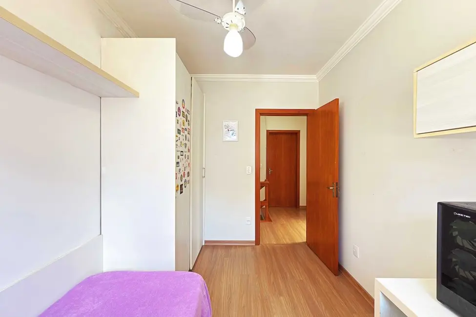 Foto 9 de Casa com 3 quartos à venda, 138m2 em Hípica, Porto Alegre - RS