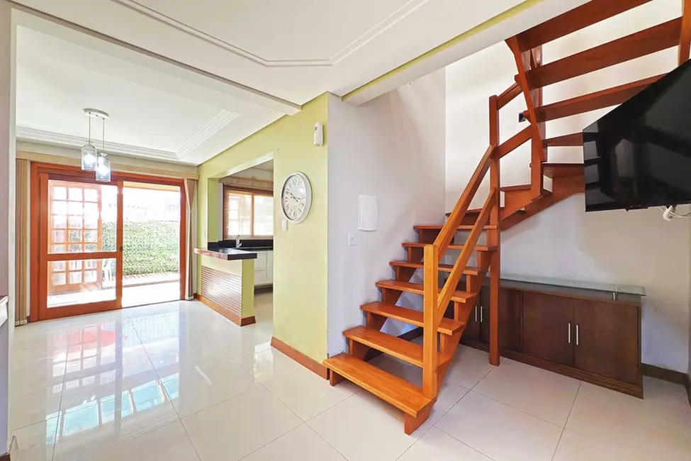 Foto 5 de Casa com 3 quartos à venda, 138m2 em Hípica, Porto Alegre - RS