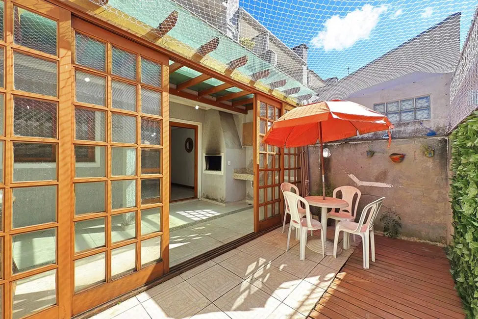 Foto 3 de Casa com 3 quartos à venda, 138m2 em Hípica, Porto Alegre - RS