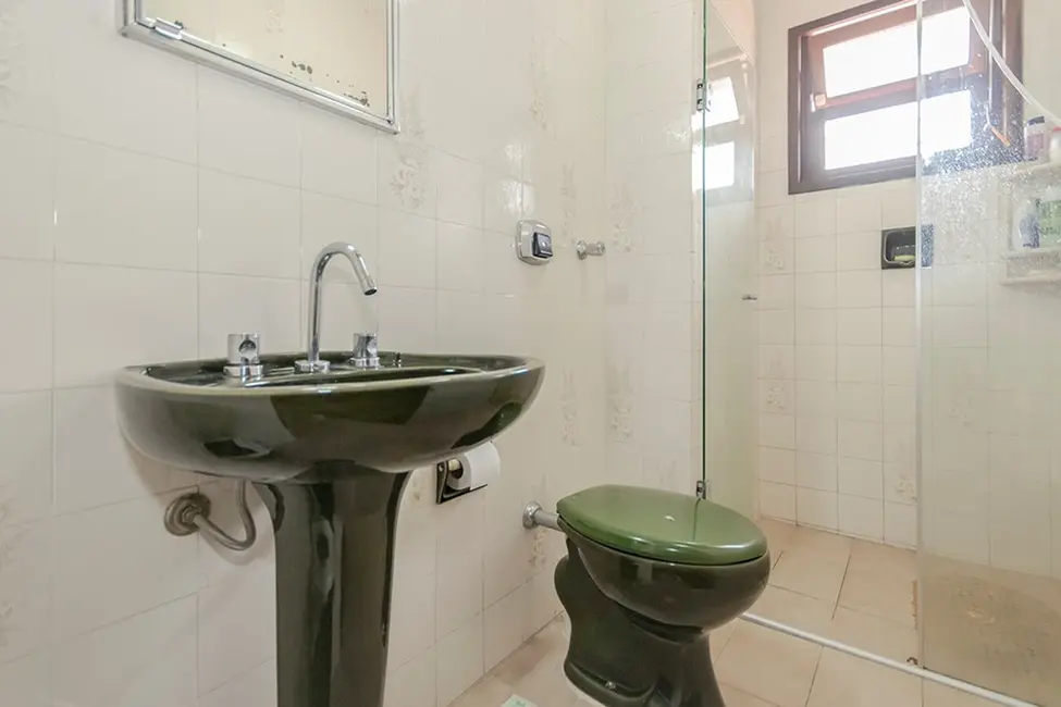 Foto 3 de Casa com 3 quartos à venda, 227m2 em Jardim Itu, Porto Alegre - RS