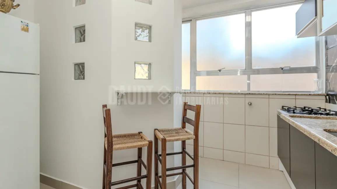 Foto 2 de Apartamento com 1 quarto à venda, 44m2 em Higienópolis, Porto Alegre - RS