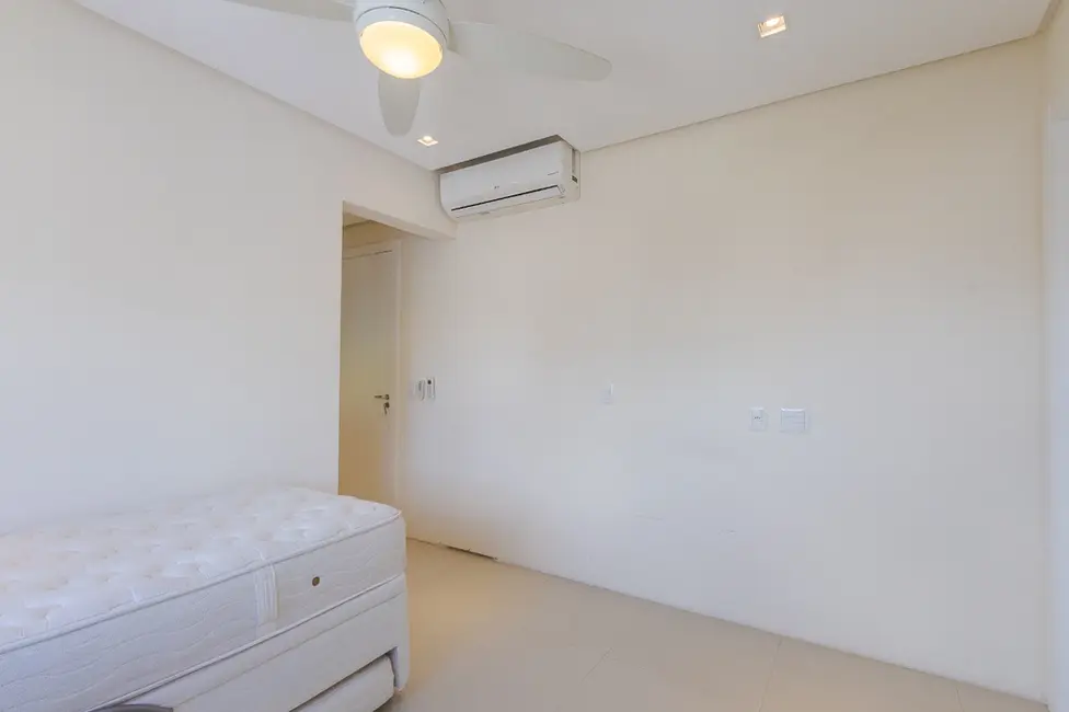 Foto 4 de Apartamento com 2 quartos à venda, 89m2 em Auxiliadora, Porto Alegre - RS