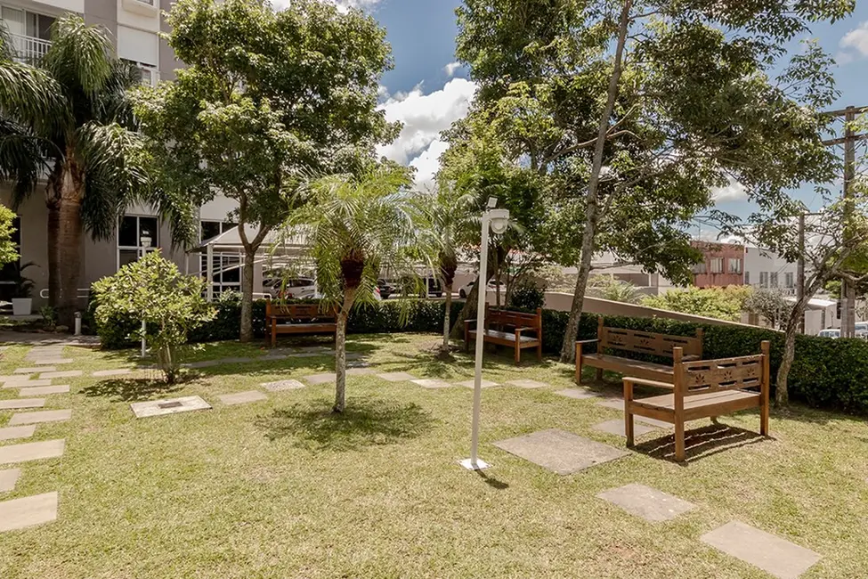 Foto 2 de Apartamento com 2 quartos à venda, 60m2 em Cristo Redentor, Porto Alegre - RS