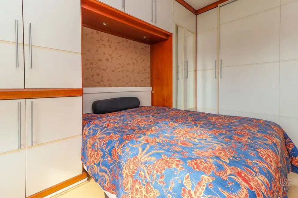 Foto 5 de Apartamento com 3 quartos à venda, 200m2 em Passo da Areia, Porto Alegre - RS