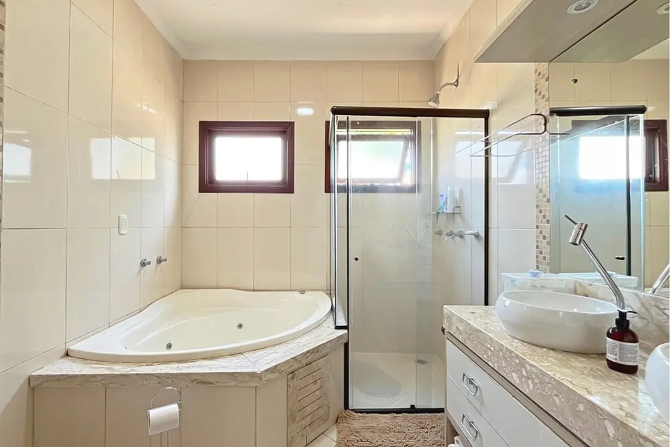 Foto 5 de Casa de Condomínio com 3 quartos à venda, 254m2 em Hípica, Porto Alegre - RS