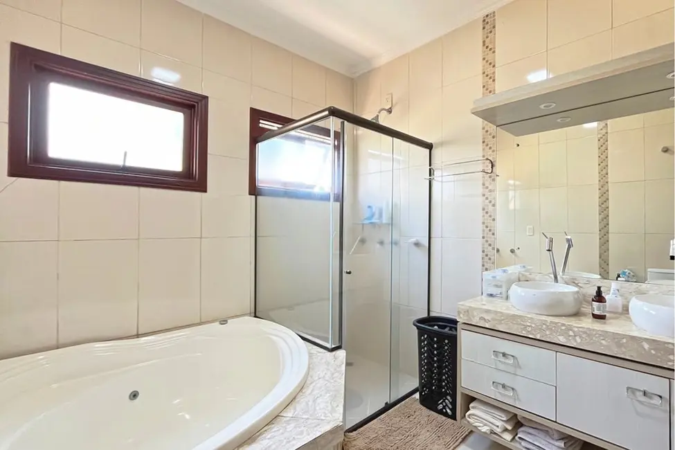 Foto 4 de Casa de Condomínio com 3 quartos à venda, 254m2 em Hípica, Porto Alegre - RS