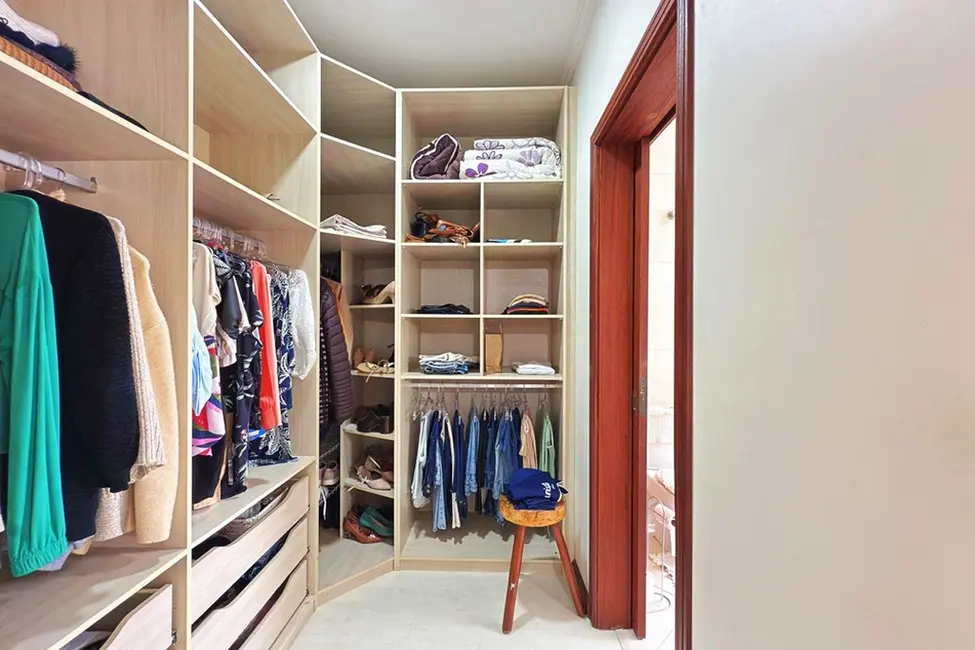 Foto 3 de Casa de Condomínio com 3 quartos à venda, 254m2 em Hípica, Porto Alegre - RS