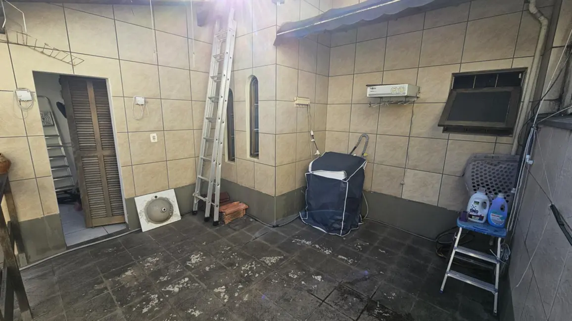 Foto 5 de Casa com 4 quartos à venda, 167m2 em Santo Antônio, Porto Alegre - RS