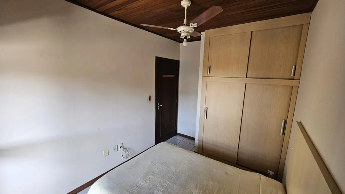 Foto 2 de Casa com 4 quartos à venda, 167m2 em Santo Antônio, Porto Alegre - RS