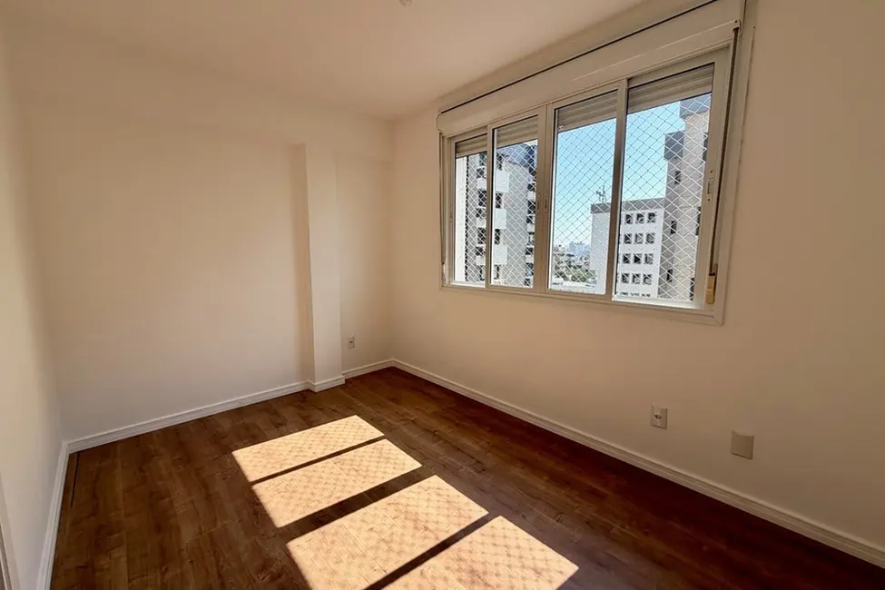Foto 6 de Apartamento com 3 quartos à venda, 97m2 em Três Figueiras, Porto Alegre - RS