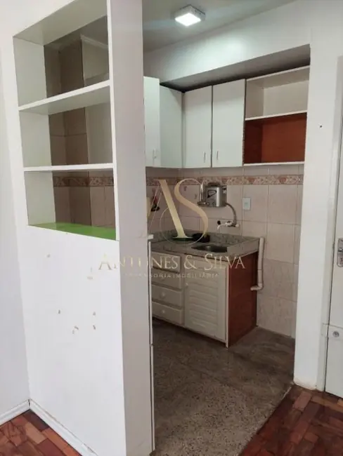 Foto 4 de Apartamento com 1 quarto à venda, 30m2 em Jardim Leopoldina, Porto Alegre - RS