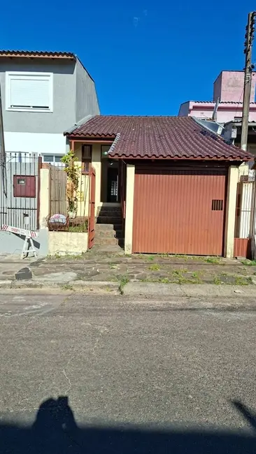 Foto 1 de Casa com 2 quartos à venda, 110m2 em Costa e Silva, Porto Alegre - RS