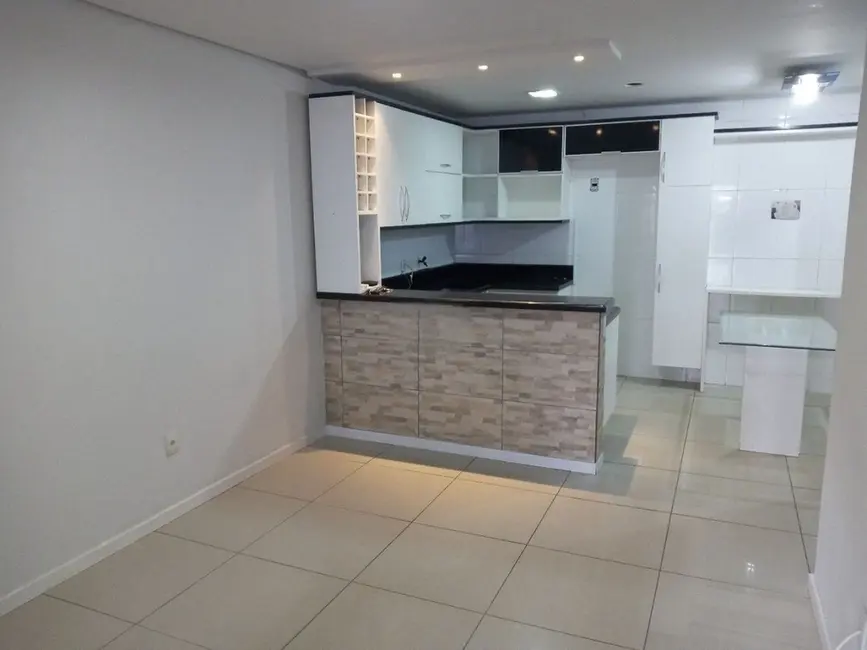 Casa com 2 quartos à venda, 78m2 em Cristo Redentor, Porto Alegre - RS - imagem 1 Foto 1 de Casa com 2 quartos à venda, 78m2 em Cristo Redentor, Porto Alegre - RS