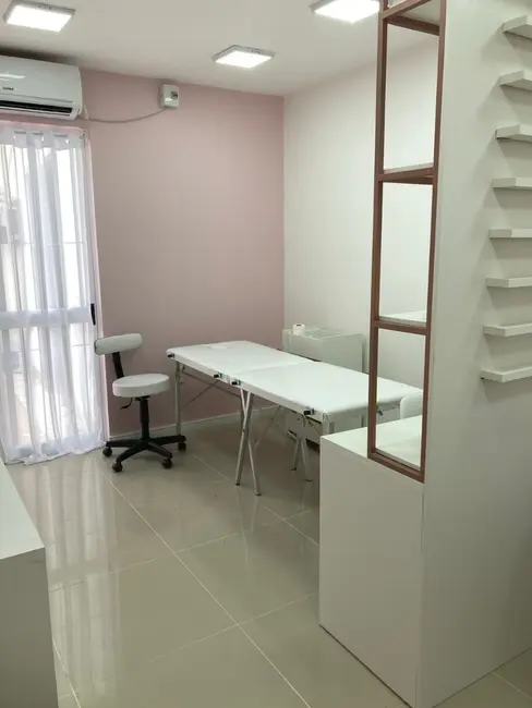 Foto 6 de Sala Comercial à venda, 22m2 em Passo da Areia, Porto Alegre - RS