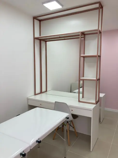 Foto 2 de Sala Comercial à venda, 22m2 em Passo da Areia, Porto Alegre - RS