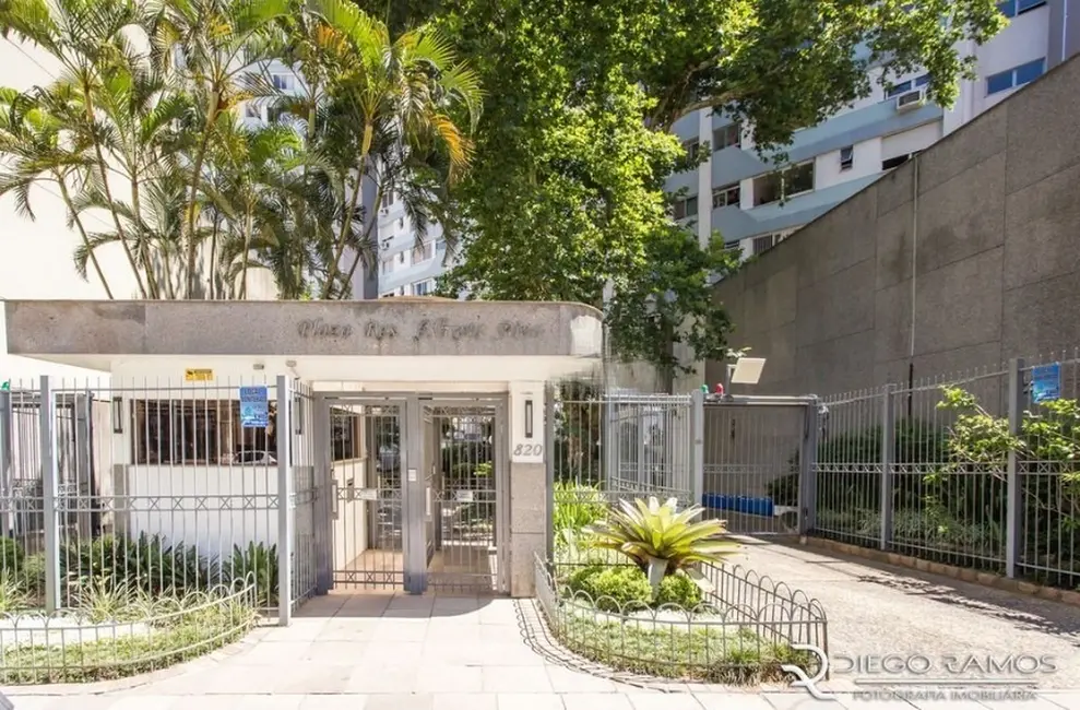 Foto 4 de Apartamento com 2 quartos à venda, 68m2 em Floresta, Porto Alegre - RS