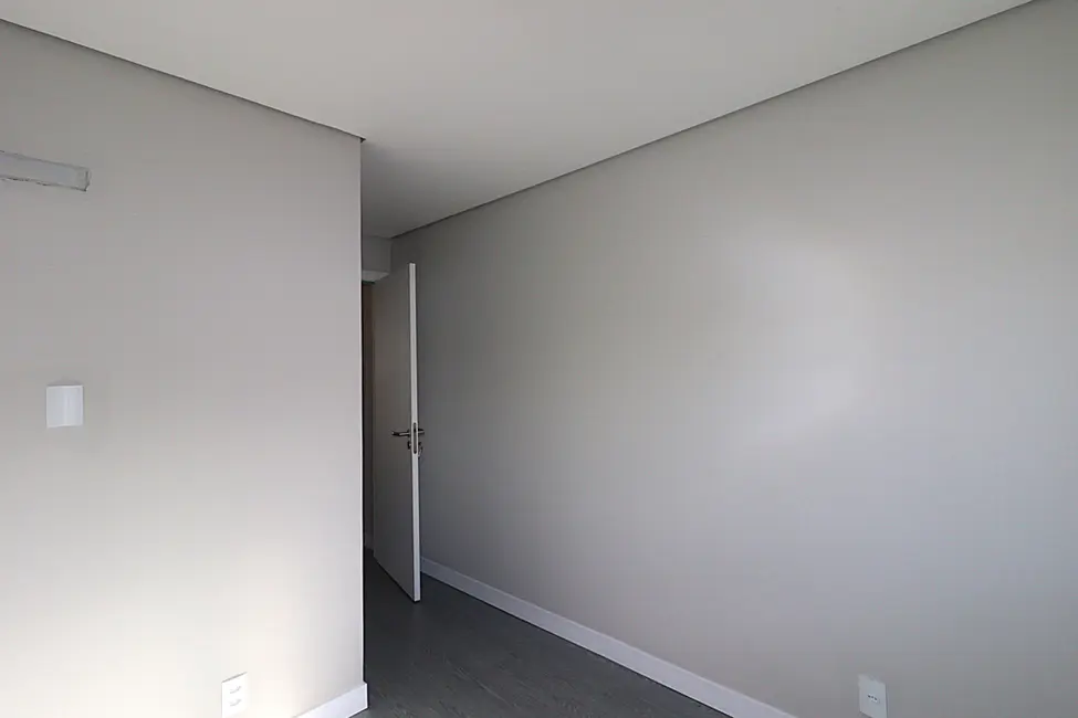 Foto 4 de Casa de Condomínio com 3 quartos à venda, 132m2 em São Sebastião, Porto Alegre - RS