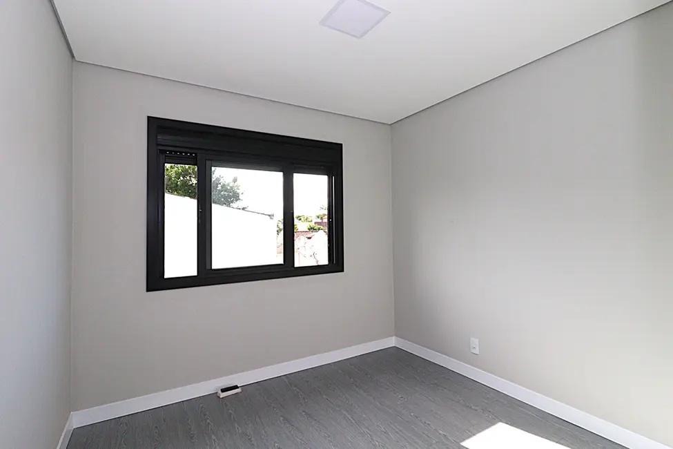 Foto 6 de Casa de Condomínio com 3 quartos à venda, 132m2 em São Sebastião, Porto Alegre - RS