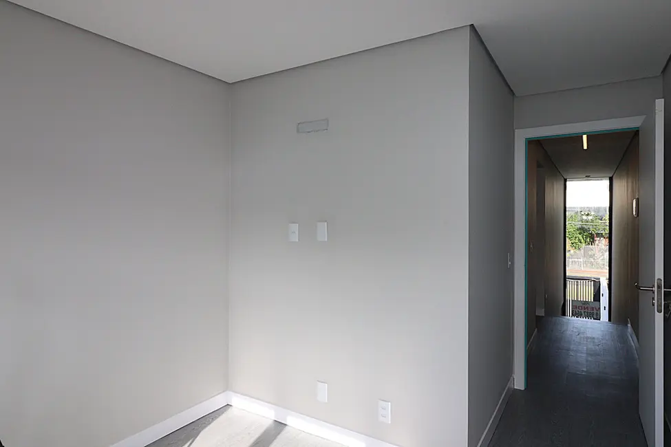 Foto 3 de Casa de Condomínio com 3 quartos à venda, 132m2 em São Sebastião, Porto Alegre - RS