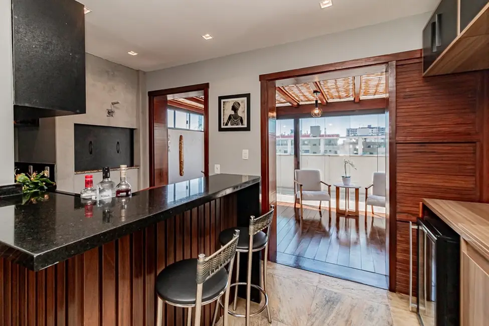 Foto 1 de Apartamento com 3 quartos à venda, 289m2 em Jardim Lindóia, Porto Alegre - RS