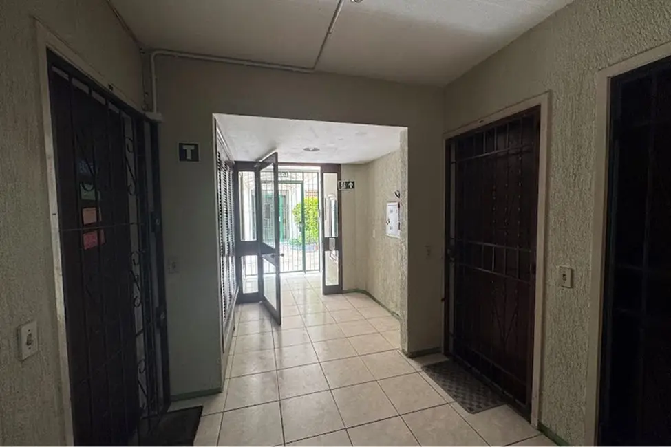 Foto 2 de Apartamento com 2 quartos à venda, 60m2 em Jardim do Salso, Porto Alegre - RS