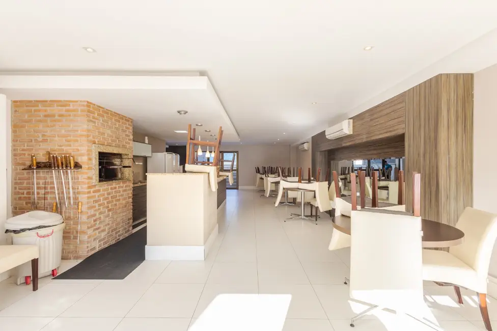 Foto 2 de Apartamento com 3 quartos à venda, 120m2 em Bela Vista, Porto Alegre - RS