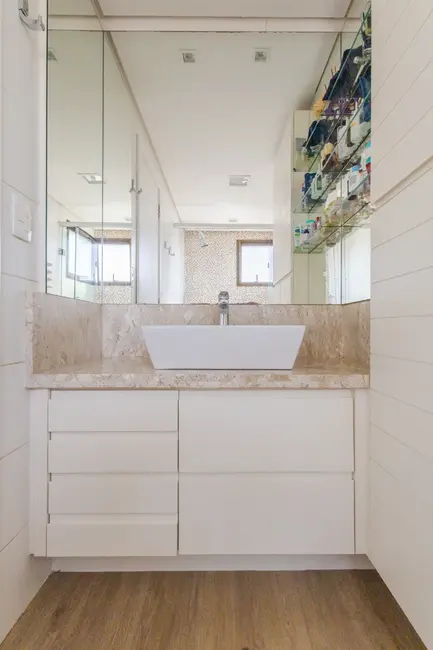 Foto 3 de Apartamento com 3 quartos à venda, 120m2 em Bela Vista, Porto Alegre - RS