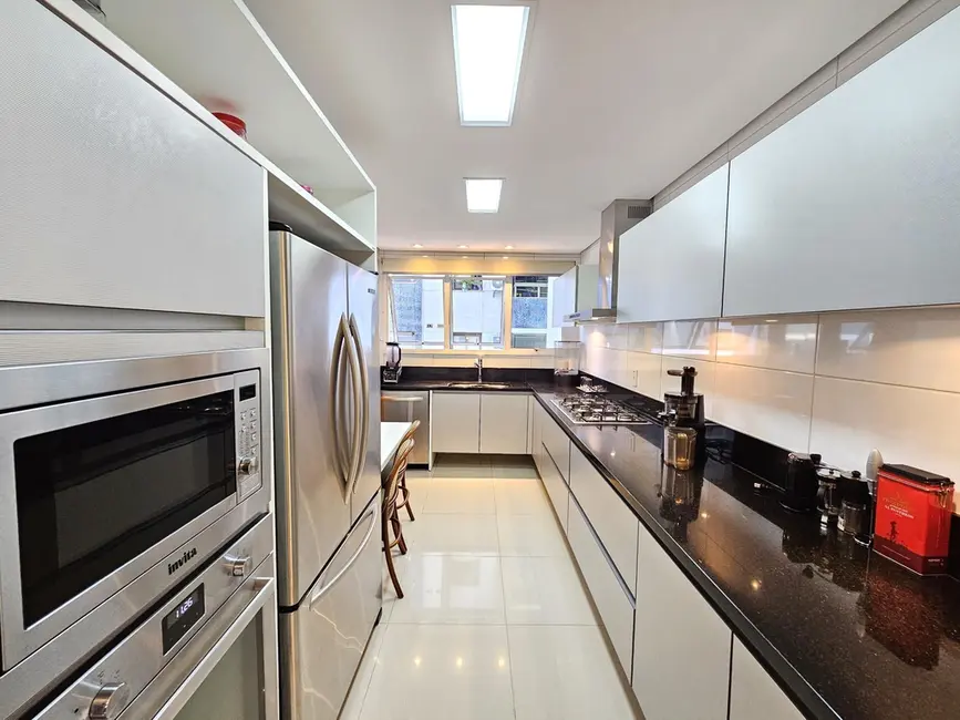 Foto 5 de Apartamento com 3 quartos à venda, 181m2 em Bela Vista, Porto Alegre - RS