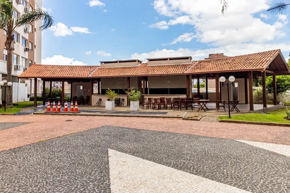 Foto 4 de Apartamento com 3 quartos à venda, 68m2 em Vila Ipiranga, Porto Alegre - RS