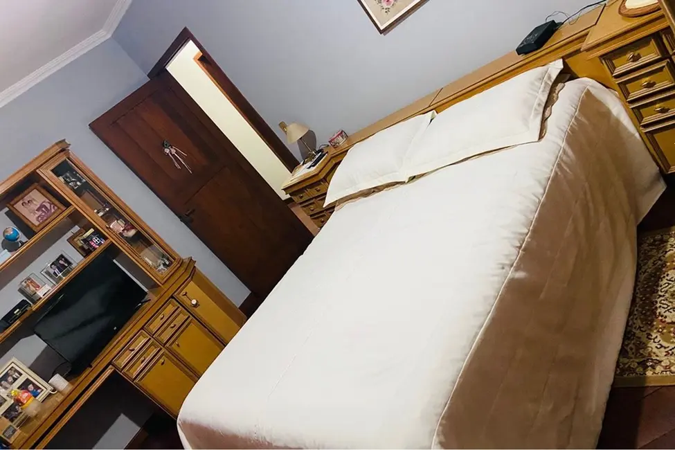 Foto 7 de Casa com 4 quartos à venda, 372m2 em Porto Alegre - RS