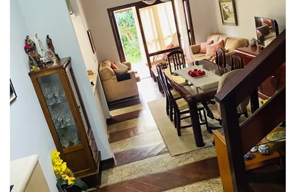 Foto 3 de Casa com 4 quartos à venda, 372m2 em Porto Alegre - RS