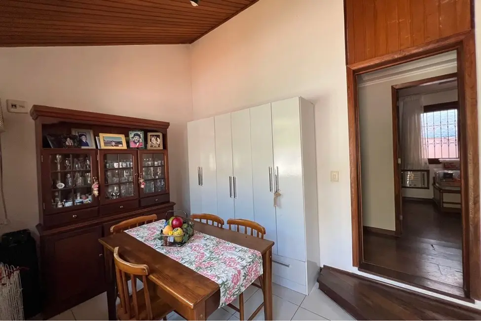 Foto 8 de Casa com 3 quartos à venda, 360m2 em Santana, Porto Alegre - RS