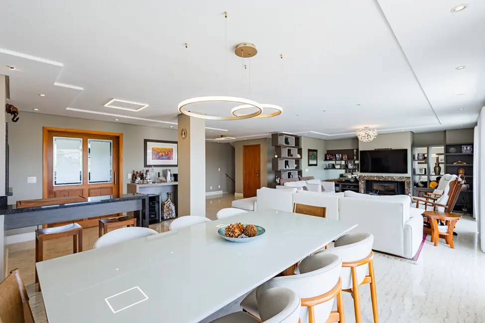 Foto 7 de Casa com 3 quartos à venda, 447m2 em Chácara das Pedras, Porto Alegre - RS