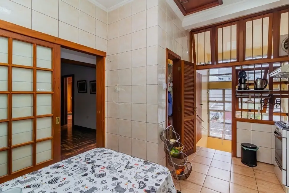 Foto 4 de Casa com 3 quartos à venda, 240m2 em Menino Deus, Porto Alegre - RS