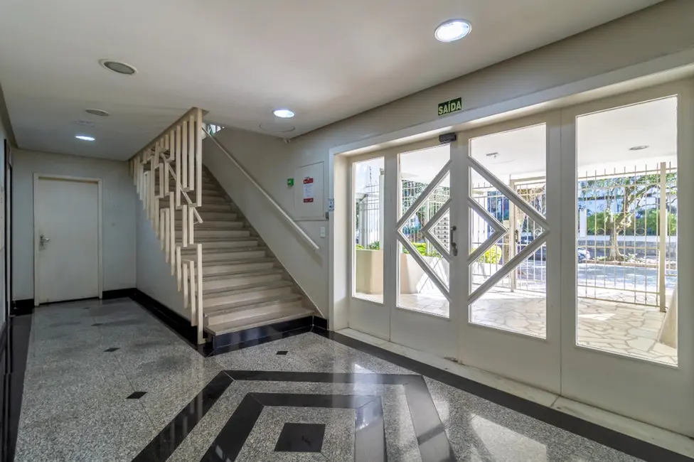 Foto 5 de Apartamento com 3 quartos à venda, 106m2 em Petrópolis, Porto Alegre - RS