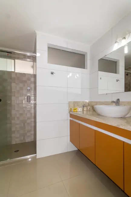 Foto 2 de Apartamento com 3 quartos à venda, 106m2 em Petrópolis, Porto Alegre - RS