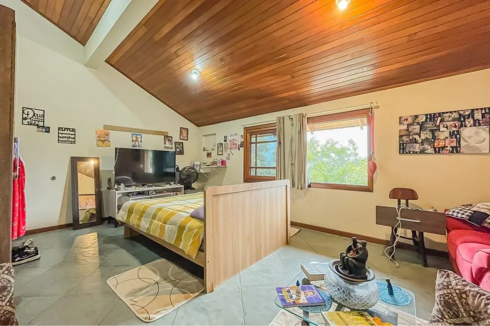 Foto 9 de Casa com 3 quartos à venda, 232m2 em Aberta dos Morros, Porto Alegre - RS