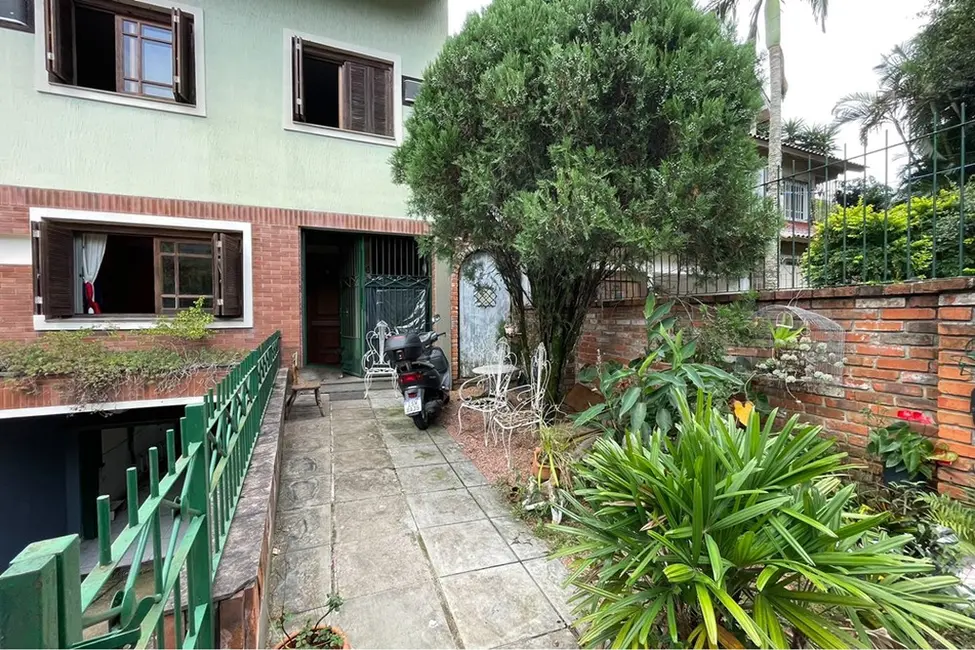 Foto 4 de Casa com 3 quartos à venda, 232m2 em Aberta dos Morros, Porto Alegre - RS