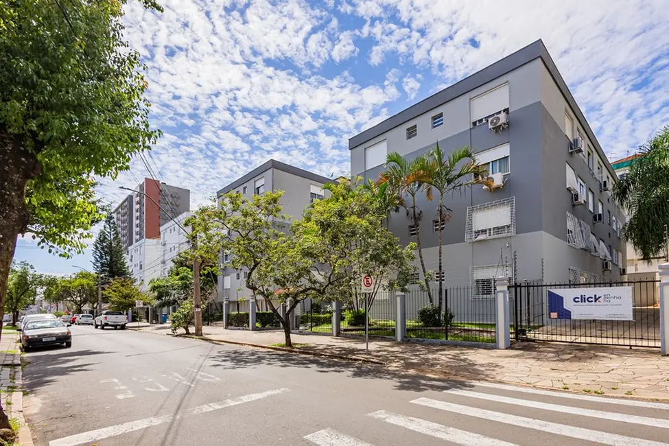 Foto 4 de Apartamento com 1 quarto à venda, 32m2 em Vila Ipiranga, Porto Alegre - RS