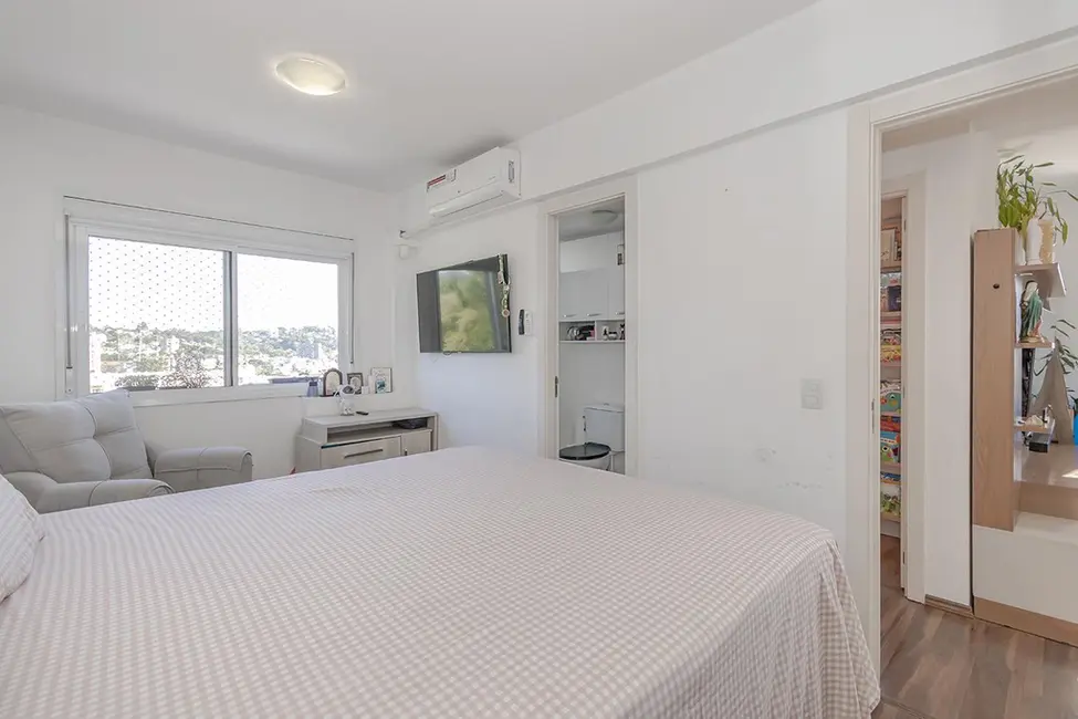 Foto 5 de Apartamento com 3 quartos à venda, 65m2 em Azenha, Porto Alegre - RS