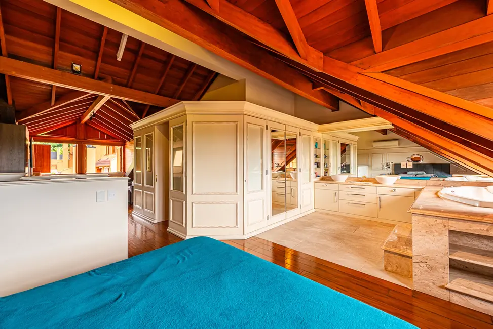 Foto 7 de Casa de Condomínio com 4 quartos à venda, 436m2 em Três Figueiras, Porto Alegre - RS