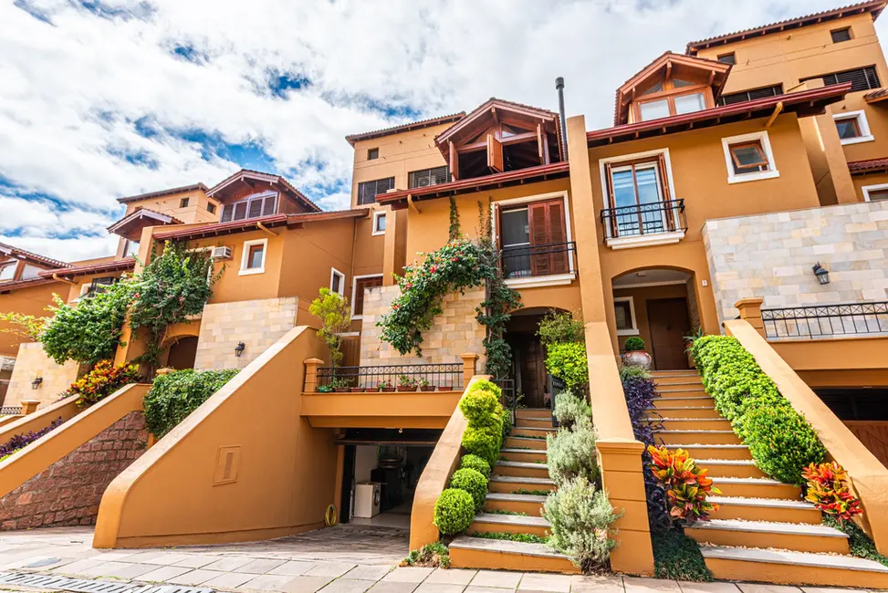 Foto 1 de Casa de Condomínio com 4 quartos à venda, 436m2 em Três Figueiras, Porto Alegre - RS