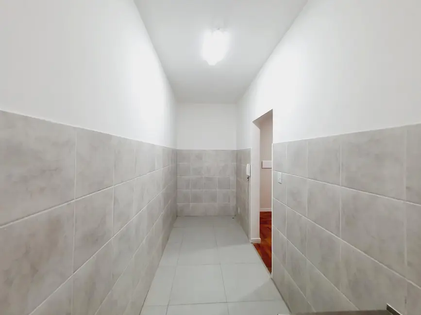 Foto 9 de Apartamento com 1 quarto à venda, 37m2 em Menino Deus, Porto Alegre - RS