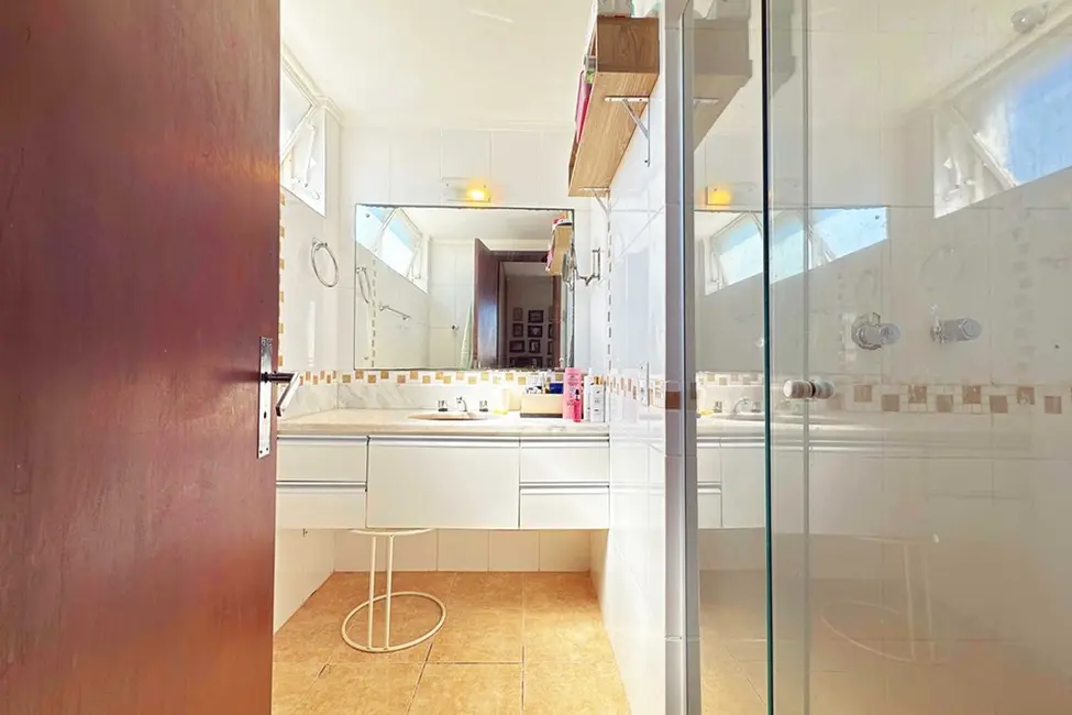 Foto 9 de Apartamento com 2 quartos à venda, 89m2 em Menino Deus, Porto Alegre - RS