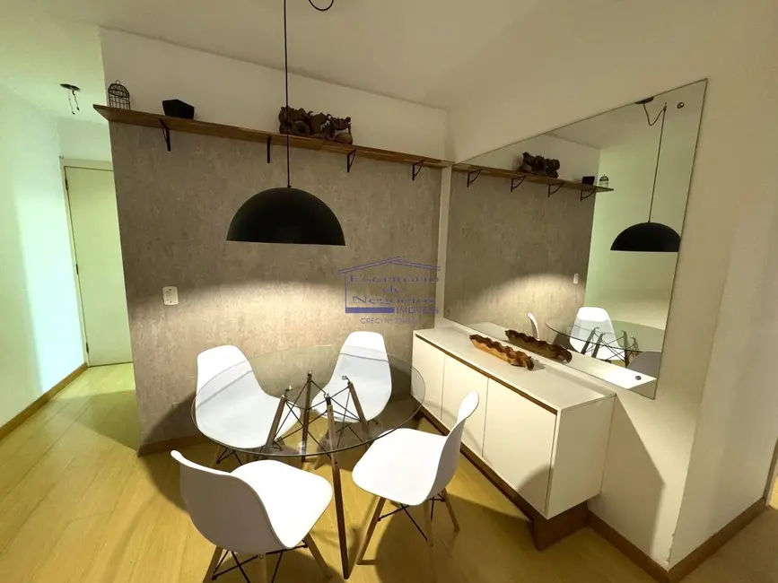 Foto 2 de Apartamento com 3 quartos à venda, 68m2 em Teresópolis, Porto Alegre - RS